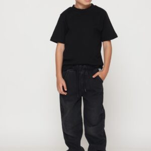 טי-שרט שחורה - 4-5Y