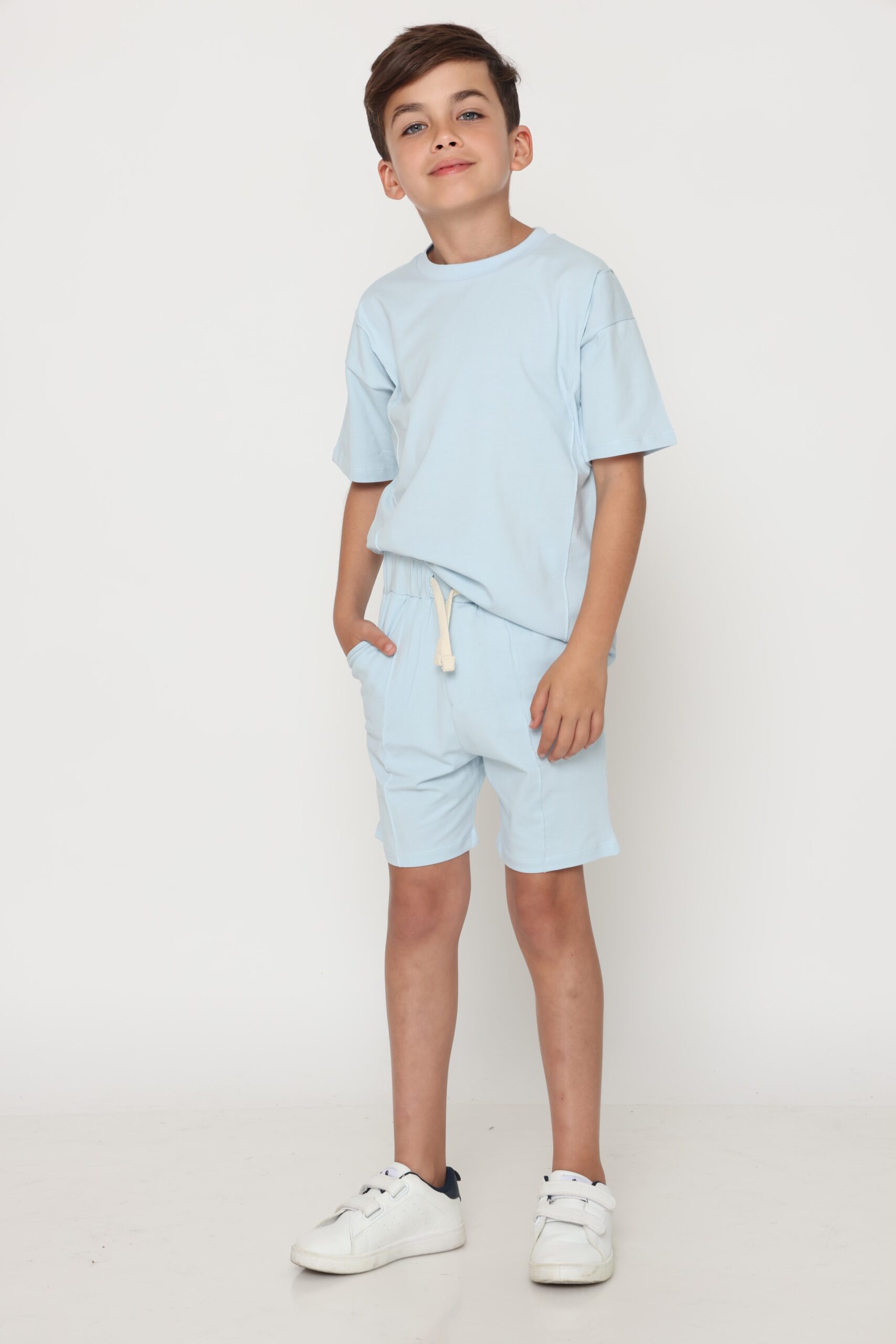 ראשית חליפה תכלת בנים